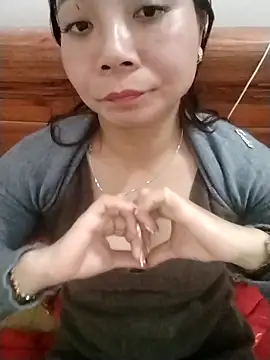 Snapshot of cute-shine chatting on 02.23.26 cute-shine online show from 02.23.26