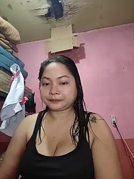 Snapshot of sweety_pie18 chatting on 03.31.26 sweety pie18 online show from 03.31.26