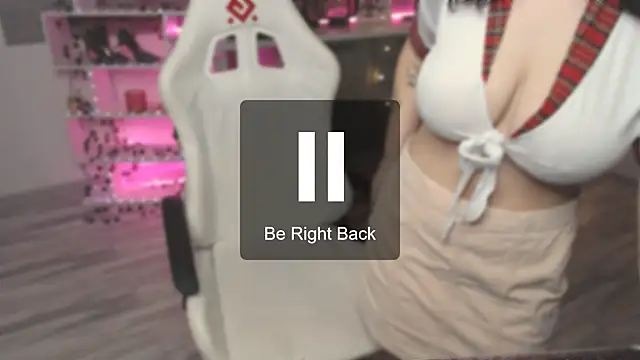 lily milleerr online show from 02.25.26