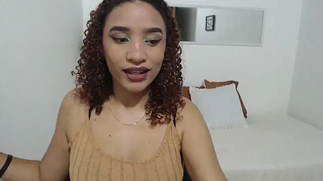 Snapshot of Alice_Grinnerk chatting on 02.20.26 Alice Grinnerk online show from 02.20.26