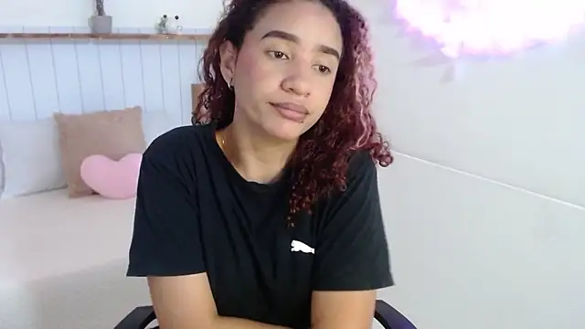 Snapshot of Alice_Grinnerk chatting on 02.27.26 Alice Grinnerk online show from 02.27.26