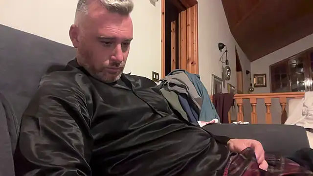 Snapshot of marcovik1 chatting on 02.26.26 marcovik1 online show from 02.26.26