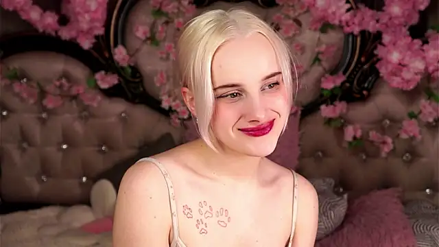 KirstinMcgeady online show from 03.17.26