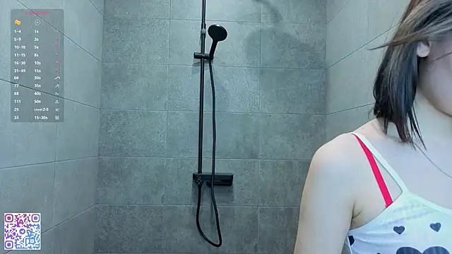 Snapshot of BeatrisRosel chatting on 04.10.26 BeatrisRosel online show from 04.10.26