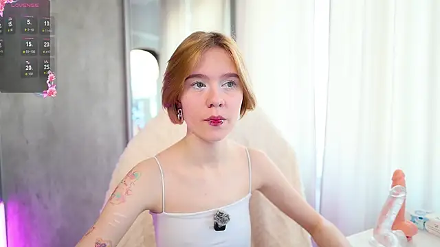 Snapshot of MyBabyLana chatting on 03.19.26 MyBabyLana online show from 03.19.26