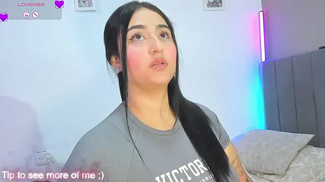 Snapshot of Curvy_sweet chatting on 03.15.26 Curvy sweet online show from 03.15.26