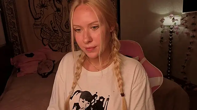 pureeangel online show from 08.04.26