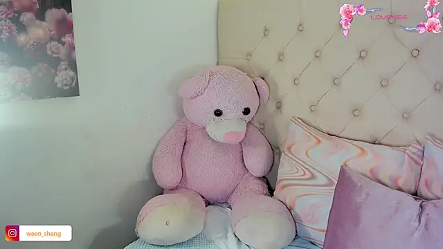 Snapshot of ween_sheng_ chatting on 06.16.26 ween sheng online show from 06.16.26