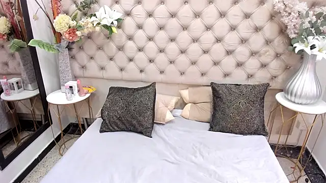 Snapshot of VanessaLanz chatting on 03.01.26 VanessaLanz online show from 03.01.26