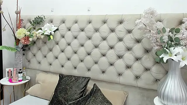 VanessaLanz online show from 03.27.26