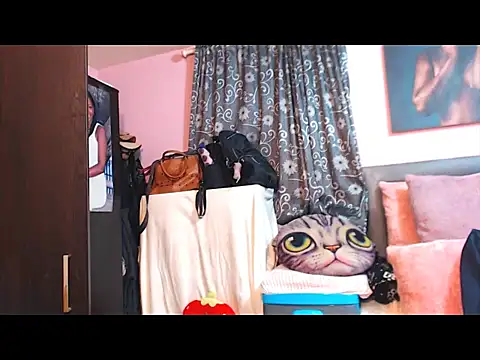 alanalaurent15 online show from 04.10.26