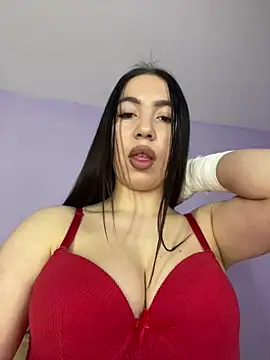 Snapshot of I_amSis chatting on 02.22.26 I amSis online show from 02.22.26