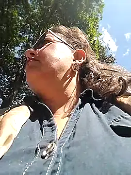 Snapshot of _Saraqueen chatting on 02.26.26 Saraqueen online show from 02.26.26