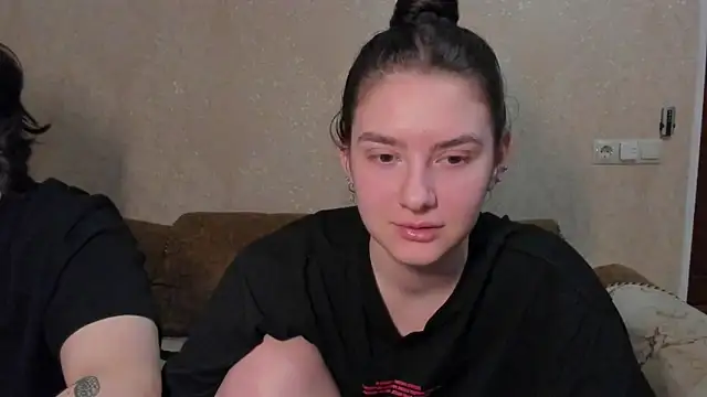 love lina muuur online show from 02.18.26