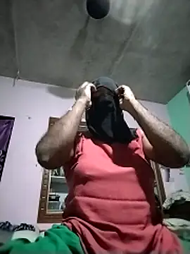 Snapshot of Ladycross chatting on 02.23.26 Ladycross online show from 02.23.26