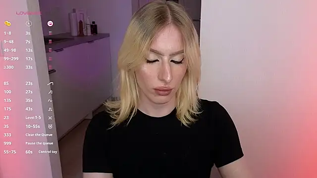 LexieWintour online show from 07.07.26