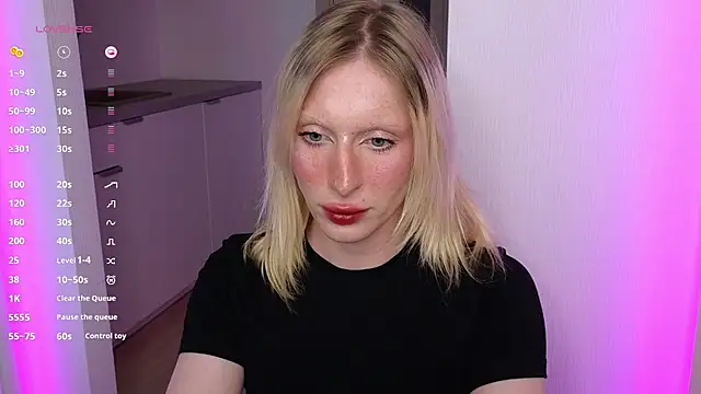 LexieWintour online show from 07.09.26