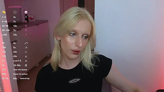 LexieWintour online show from 08.01.26