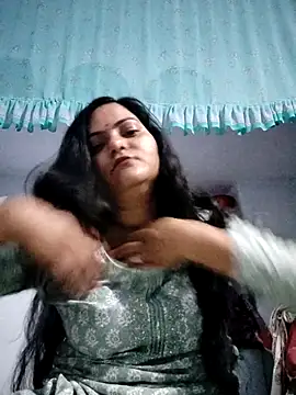 Anushka Singh0 online show from 03.28.26