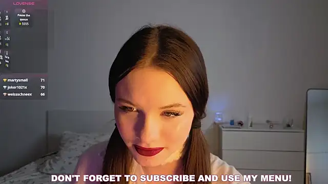 SirenBeatrice online show from 04.12.26