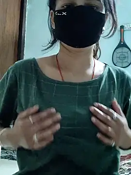 Sexy-Sandhya  online show from 03.04.26