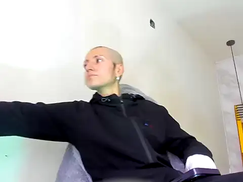 Snapshot of Fieramadame chatting on 03.22.26 Fieramadame online show from 03.22.26