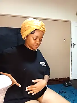 Snapshot of KinkyPxx chatting on 02.22.26 KinkyPxx online show from 02.22.26