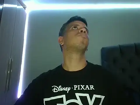 Snapshot of WILD_BIGCOCK35 chatting on 02.22.26 WILD BIGCOCK35 online show from 02.22.26