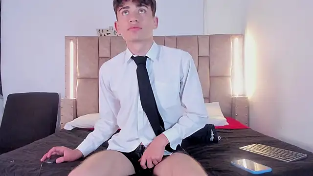 Noir Sebas online show from 03.27.26