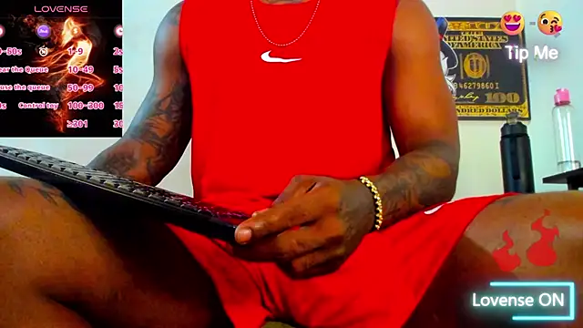 Snapshot of ZIANY_25CM chatting on 03.18.26 ZIANY 25CM online show from 03.18.26