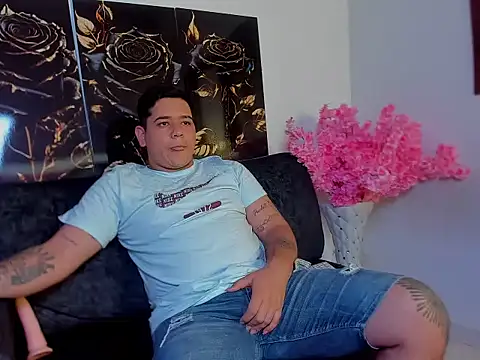 winy hot online show from 02.26.26