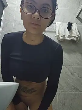 Snapshot of Roma_xxx chatting on 02.16.26 Roma xxx online show from 02.16.26