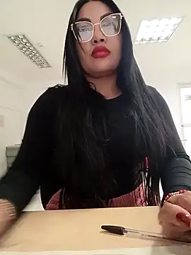 Snapshot of ValeriaVilla2 chatting on 02.18.26 ValeriaVilla2 online show from 02.18.26