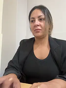 leona-david online show from 04.21.26