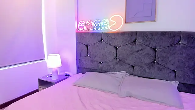 Snapshot of Megan_Morphy chatting on 03.21.26 Megan Morphy online show from 03.21.26