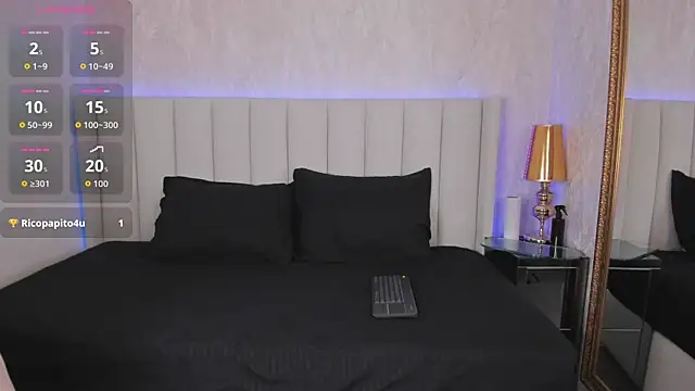 Snapshot of angelina_honey_ chatting on 02.27.26 angelina honey online show from 02.27.26