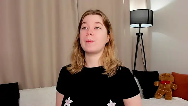 MaraaSwan online show from 04.13.26