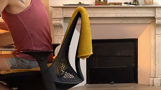 irohsako online show from 04.06.26