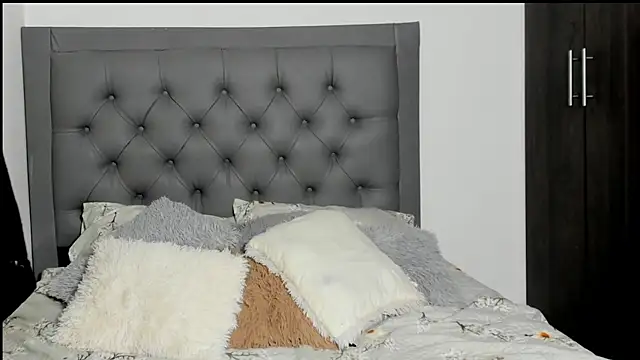 ImEmily   online show from 04.01.26