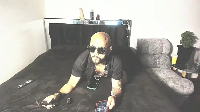 Snapshot of King_bear_25 chatting on 02.23.26 King bear 25 online show from 02.23.26