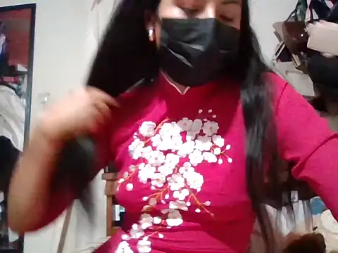 Snapshot of AkashaCute chatting on 02.23.26 AkashaCute online show from 02.23.26