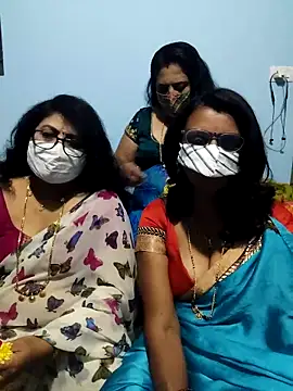 Snapshot of Kannadasexywifes chatting on 04.30.26 Kannadasexywifes online show from 04.30.26