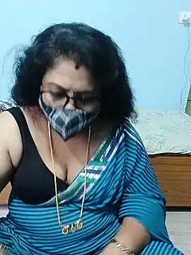 Snapshot of Kannadasexywifes chatting on 05.14.26 Kannadasexywifes online show from 05.14.26