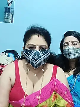 Snapshot of Kannadasexywifes chatting on 05.27.26 Kannadasexywifes online show from 05.27.26