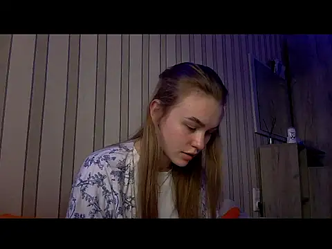 melissashineee online show from 02.17.26