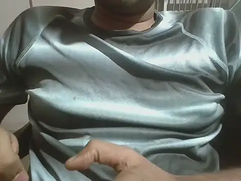 Snapshot of 0BANANABANANA0 chatting on 02.15.26 0BANANABANANA0 online show from 02.15.26