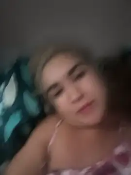 Snapshot of violet-grey chatting on 02.15.26 violet-grey online show from 02.15.26