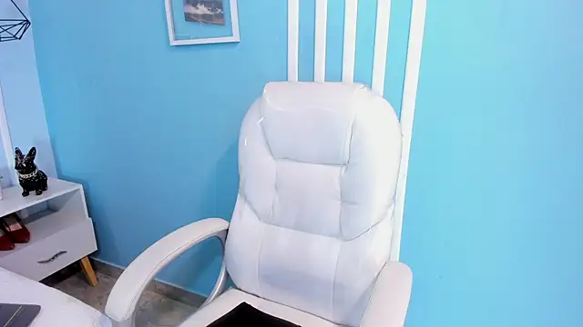 Saray Becker  online show from 04.08.26