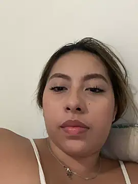 Snapshot of Emiily_joee_ chatting on 03.06.26 Emiily joee online show from 03.06.26