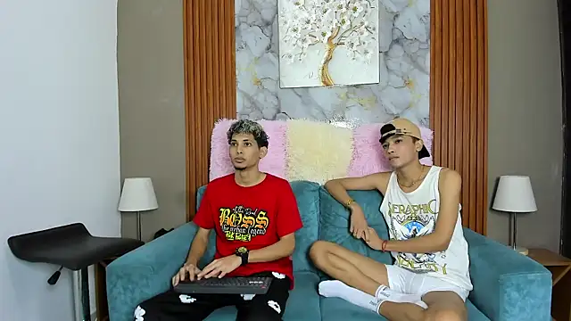 Snapshot of YOUNG_BOYS_HELL chatting on 02.14.26 YOUNG BOYS HELL online show from 02.14.26